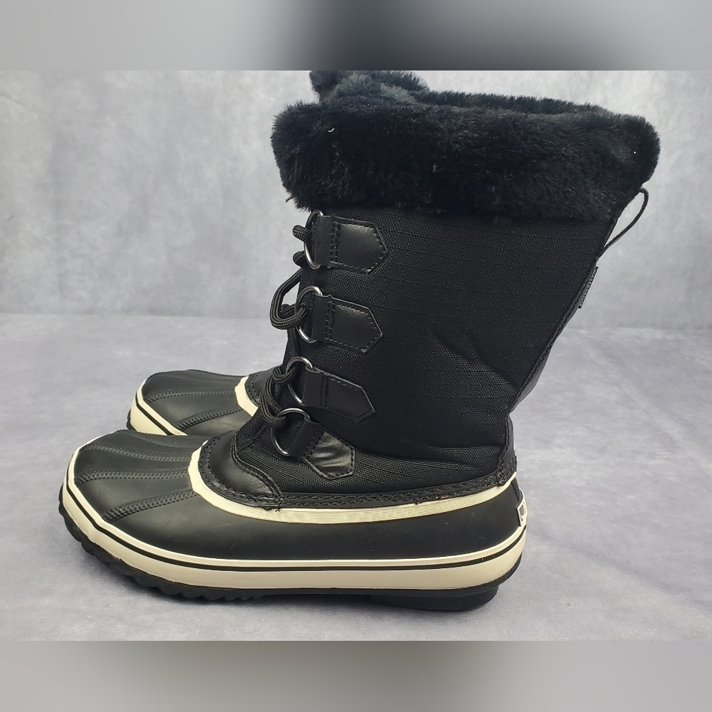 JBU ladies Snow waterproof Women's boots Size 7 NIB - $119 MSRP!